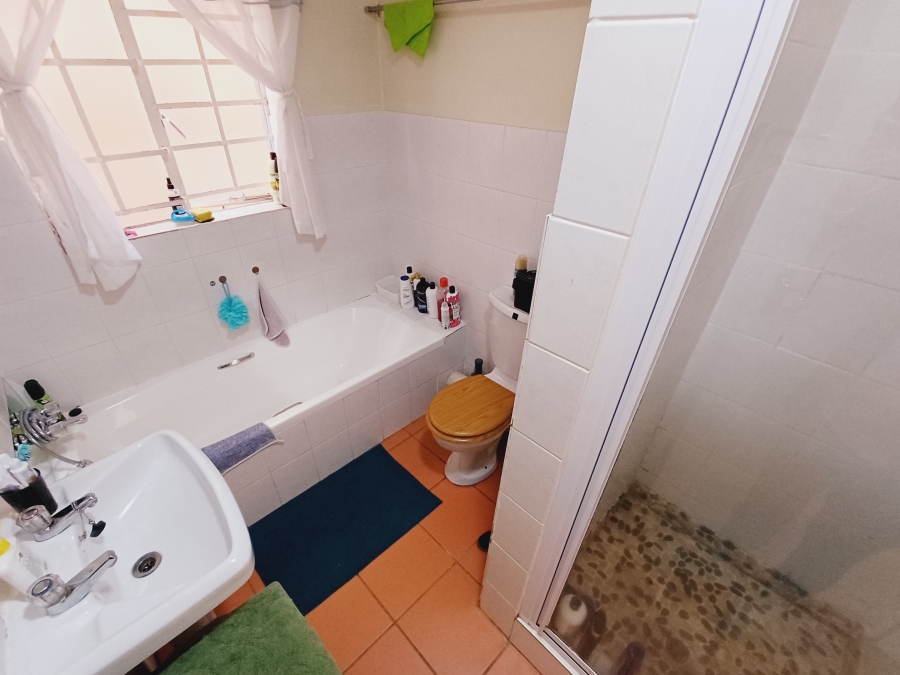 2 Bedroom Property for Sale in Moreleta Park Gauteng