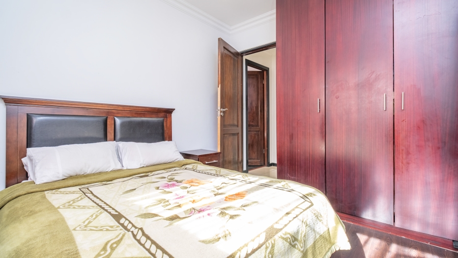 3 Bedroom Property for Sale in Fontainebleau Gauteng