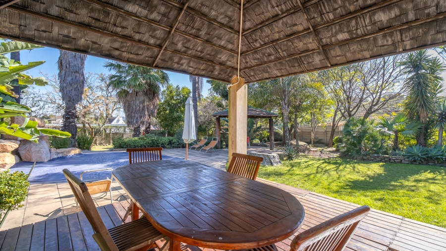 3 Bedroom Property for Sale in Fontainebleau Gauteng