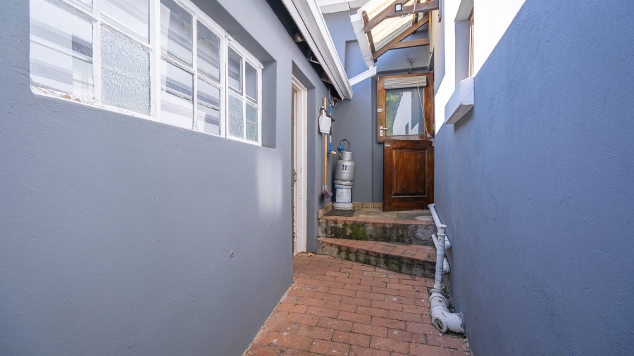 3 Bedroom Property for Sale in Fontainebleau Gauteng