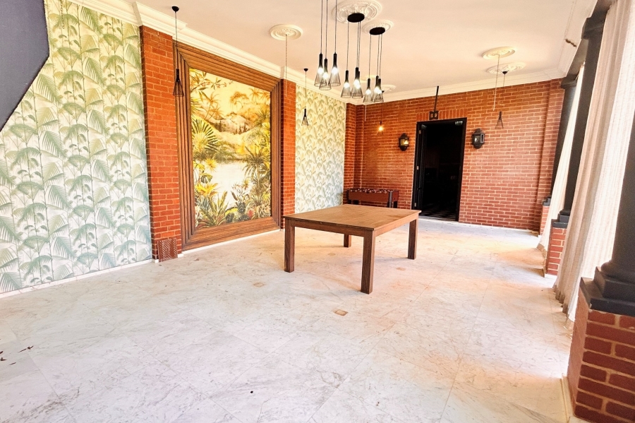 4 Bedroom Property for Sale in Waterkloof Gauteng