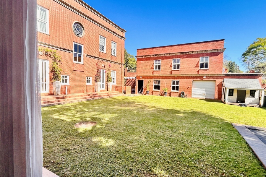 4 Bedroom Property for Sale in Waterkloof Gauteng