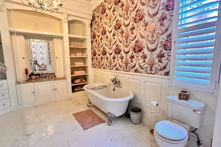 4 Bedroom Property for Sale in Waterkloof Gauteng