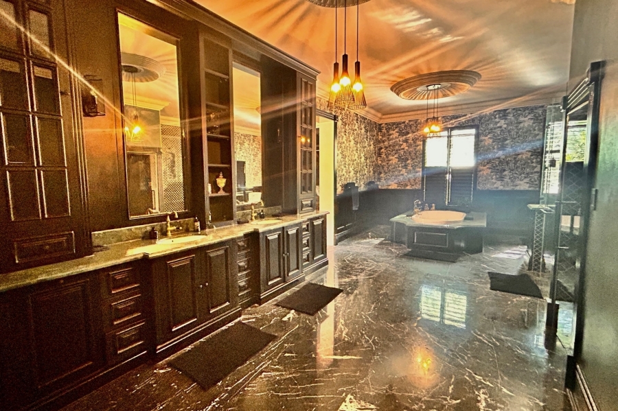 4 Bedroom Property for Sale in Waterkloof Gauteng