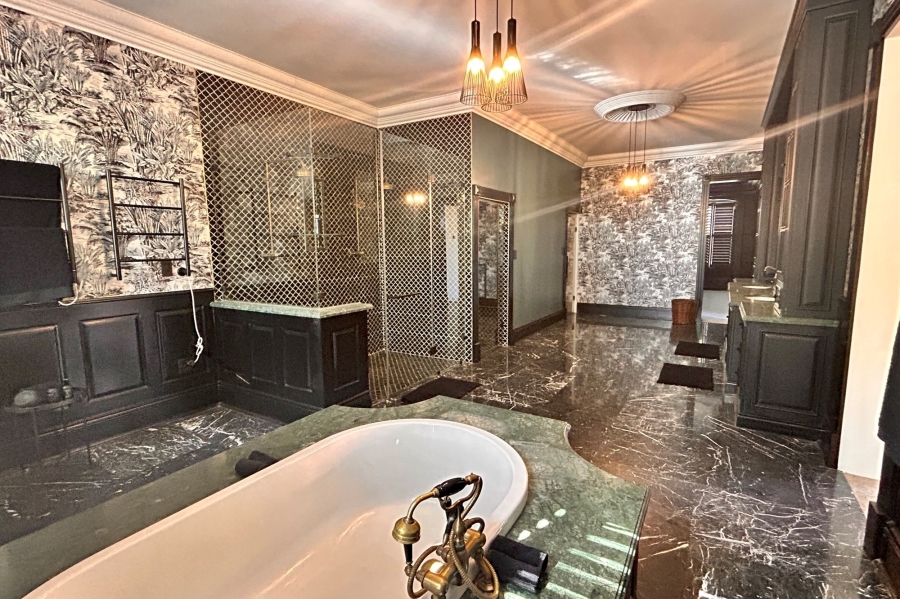 4 Bedroom Property for Sale in Waterkloof Gauteng
