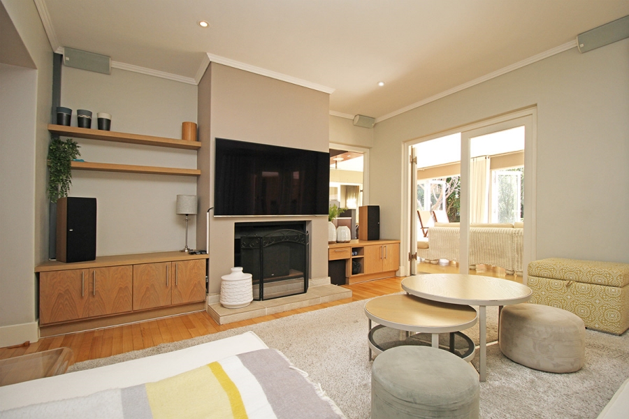 5 Bedroom Property for Sale in Kyalami Estates Gauteng
