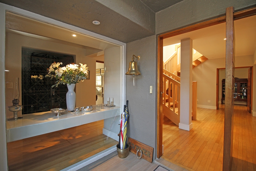 5 Bedroom Property for Sale in Kyalami Estates Gauteng
