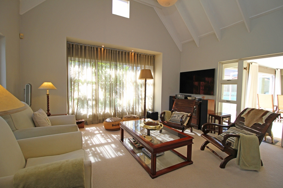 5 Bedroom Property for Sale in Kyalami Estates Gauteng