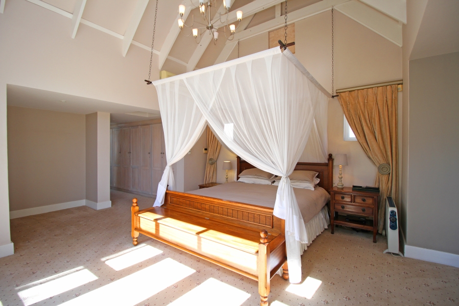 5 Bedroom Property for Sale in Kyalami Estates Gauteng