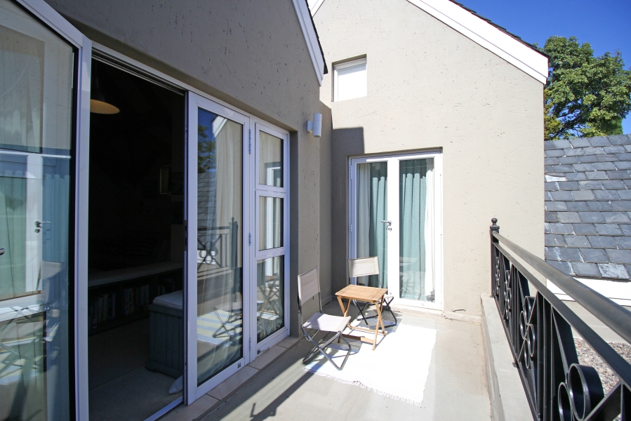 5 Bedroom Property for Sale in Kyalami Estates Gauteng