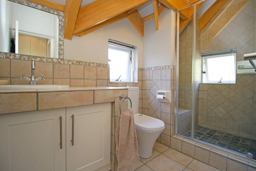 5 Bedroom Property for Sale in Kyalami Estates Gauteng