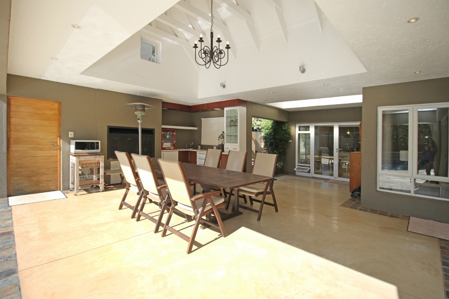 5 Bedroom Property for Sale in Kyalami Estates Gauteng