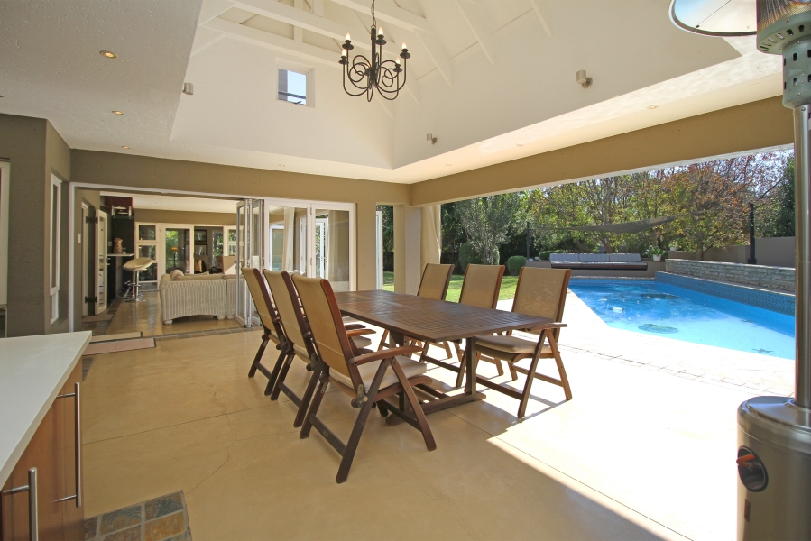 5 Bedroom Property for Sale in Kyalami Estates Gauteng