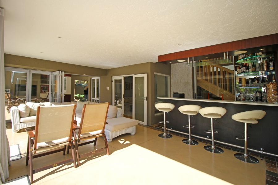 5 Bedroom Property for Sale in Kyalami Estates Gauteng