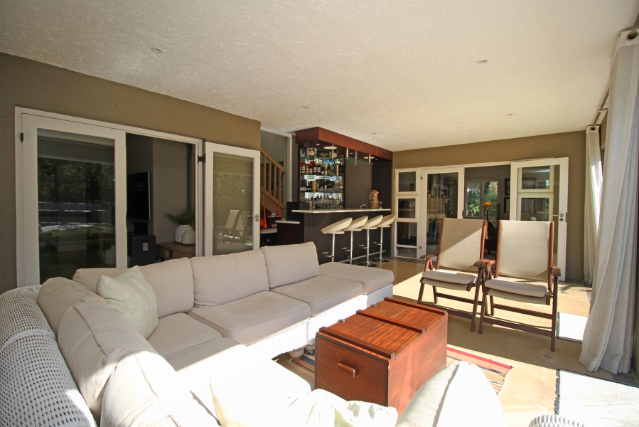 5 Bedroom Property for Sale in Kyalami Estates Gauteng