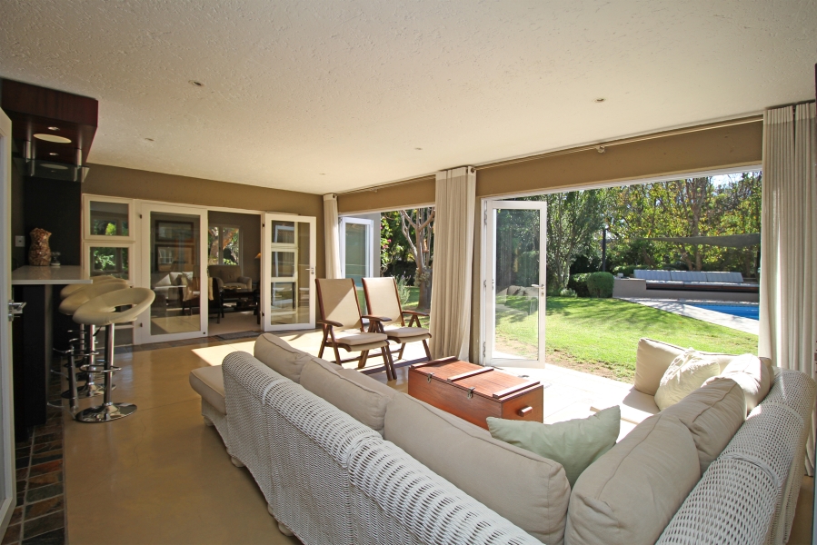 5 Bedroom Property for Sale in Kyalami Estates Gauteng