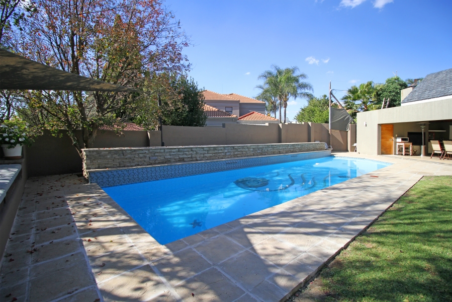 5 Bedroom Property for Sale in Kyalami Estates Gauteng