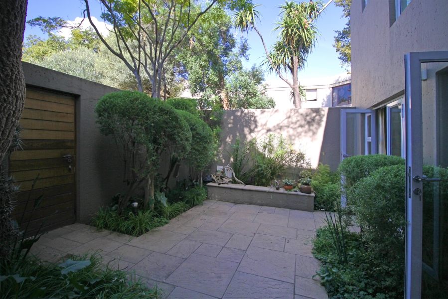 5 Bedroom Property for Sale in Kyalami Estates Gauteng