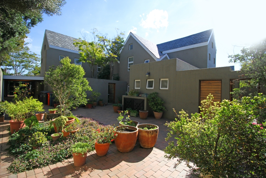 5 Bedroom Property for Sale in Kyalami Estates Gauteng