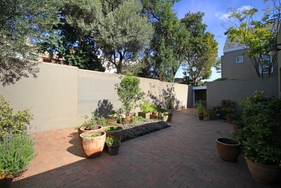 5 Bedroom Property for Sale in Kyalami Estates Gauteng
