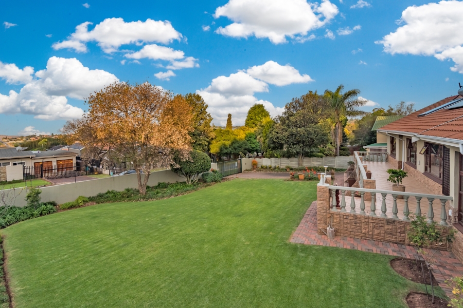 4 Bedroom Property for Sale in Noordheuwel Gauteng
