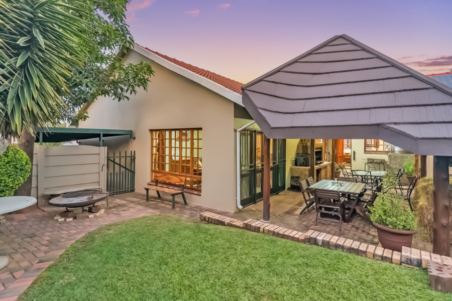 4 Bedroom Property for Sale in Noordheuwel Gauteng
