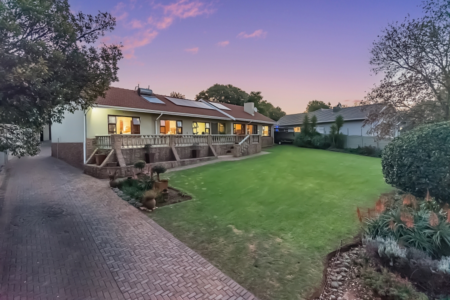 4 Bedroom Property for Sale in Noordheuwel Gauteng