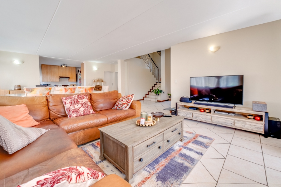 3 Bedroom Property for Sale in Beverley Gauteng