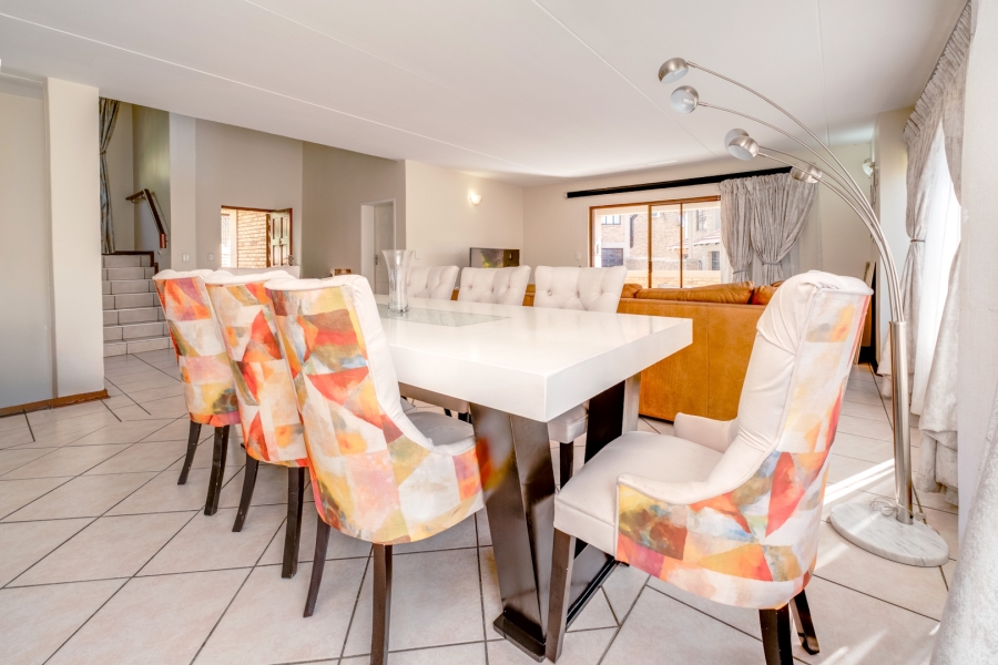 3 Bedroom Property for Sale in Beverley Gauteng