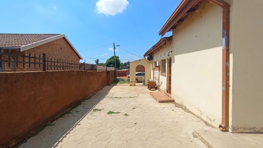 3 Bedroom Property for Sale in Mabopane Unit B Gauteng