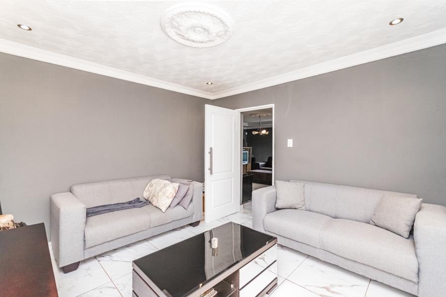 4 Bedroom Property for Sale in Kagiso Gauteng