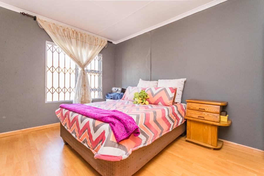 4 Bedroom Property for Sale in Kagiso Gauteng
