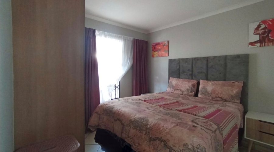 3 Bedroom Property for Sale in Rosslyn Gauteng