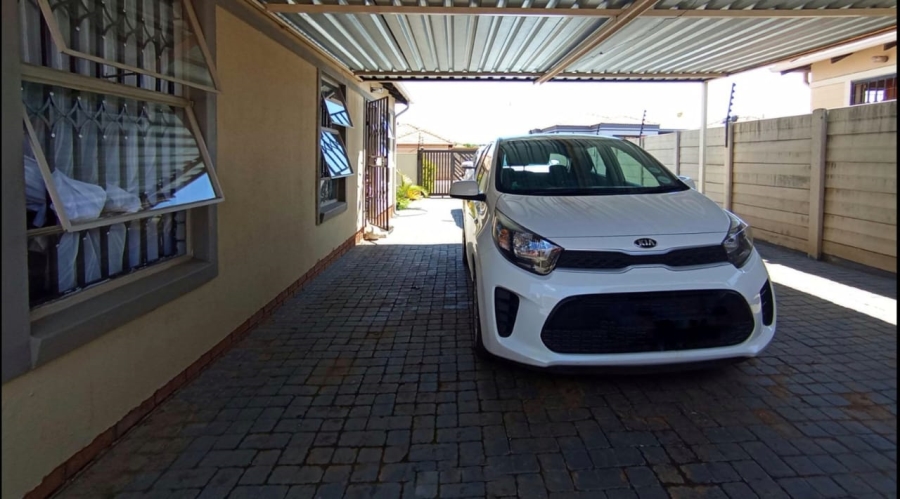 3 Bedroom Property for Sale in Rosslyn Gauteng