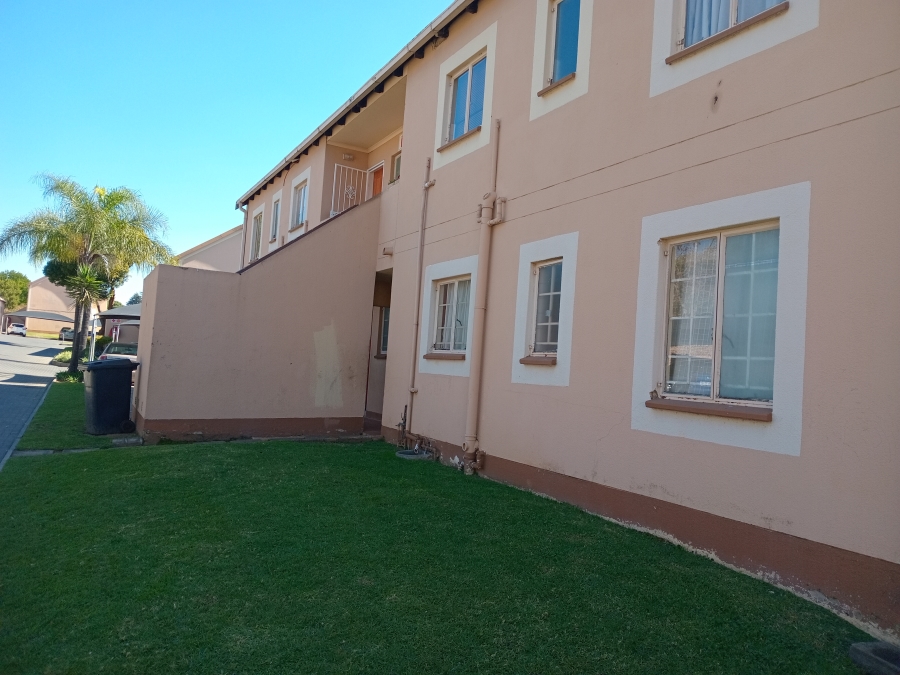 3 Bedroom Property for Sale in Kew Gauteng