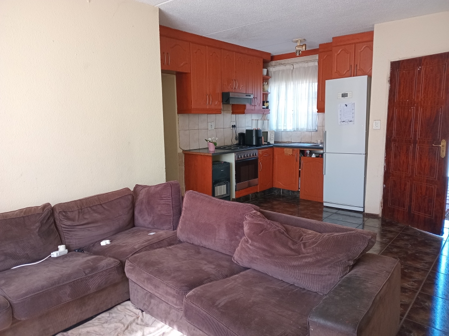 3 Bedroom Property for Sale in Kew Gauteng