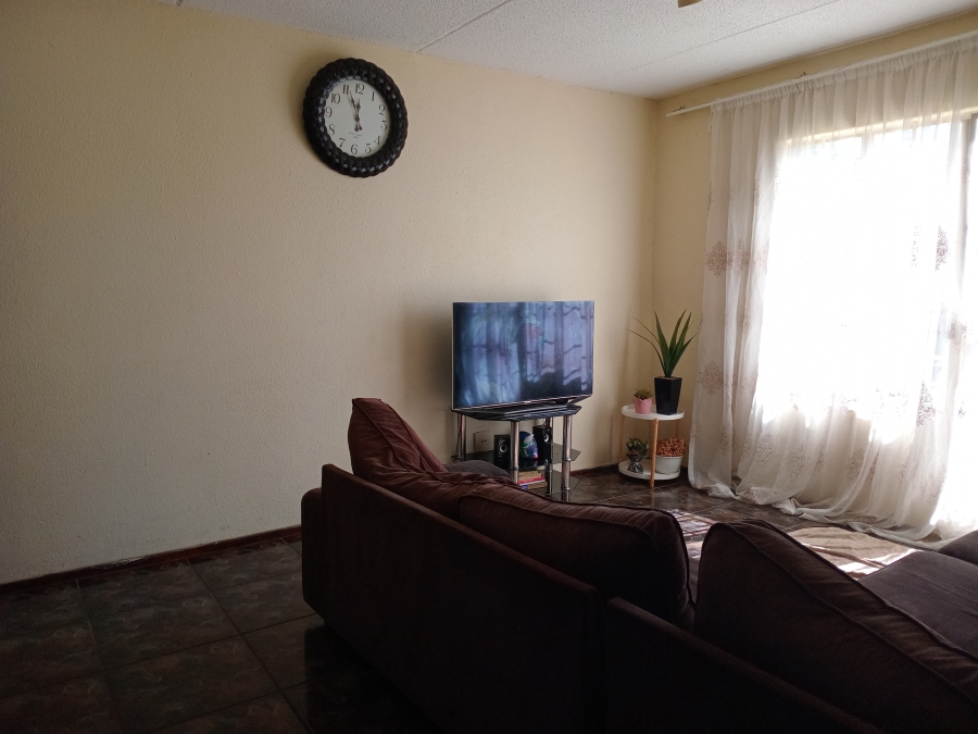3 Bedroom Property for Sale in Kew Gauteng
