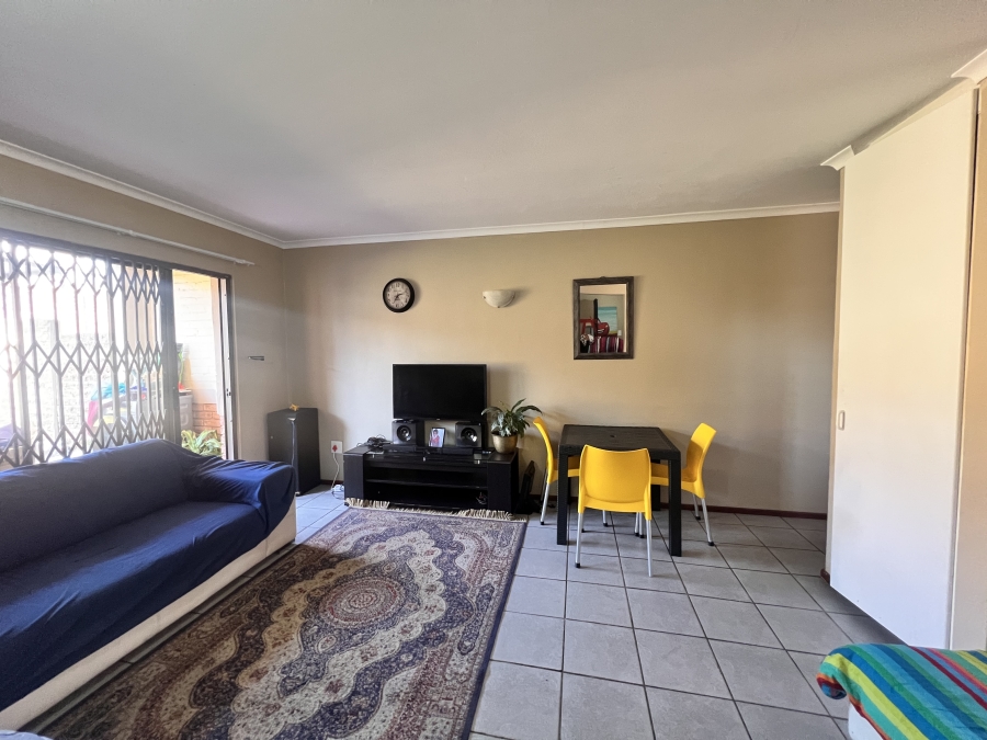 2 Bedroom Property for Sale in Halfway Gardens Gauteng