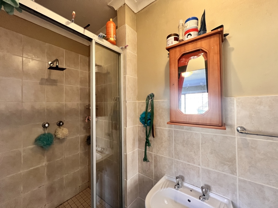 2 Bedroom Property for Sale in Halfway Gardens Gauteng