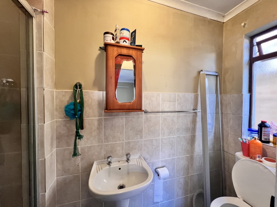 2 Bedroom Property for Sale in Halfway Gardens Gauteng