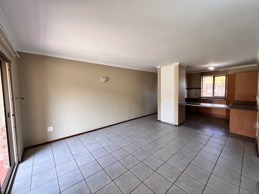 2 Bedroom Property for Sale in Halfway Gardens Gauteng