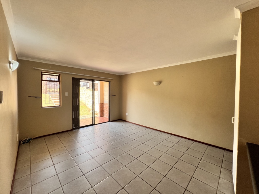 2 Bedroom Property for Sale in Halfway Gardens Gauteng