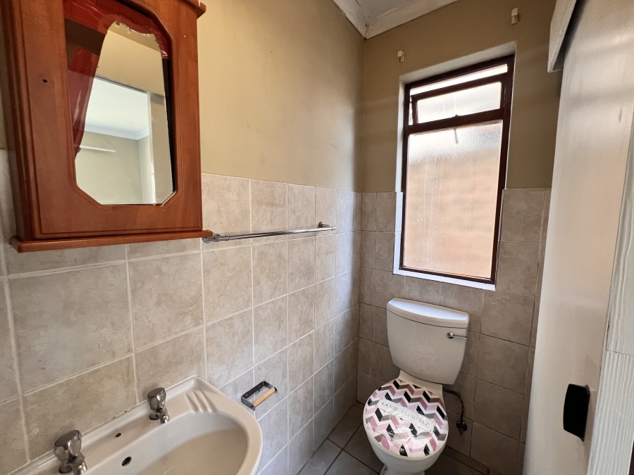 2 Bedroom Property for Sale in Halfway Gardens Gauteng