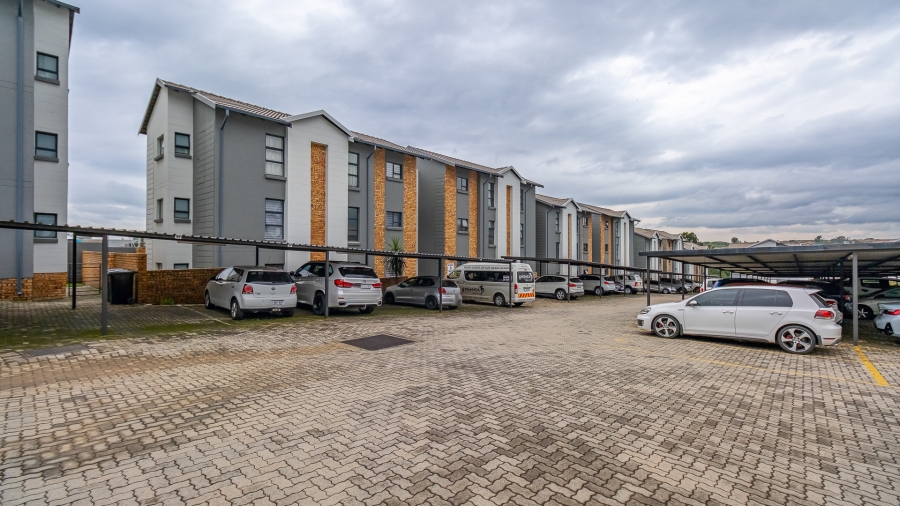 To Let 3 Bedroom Property for Rent in Homes Haven Gauteng
