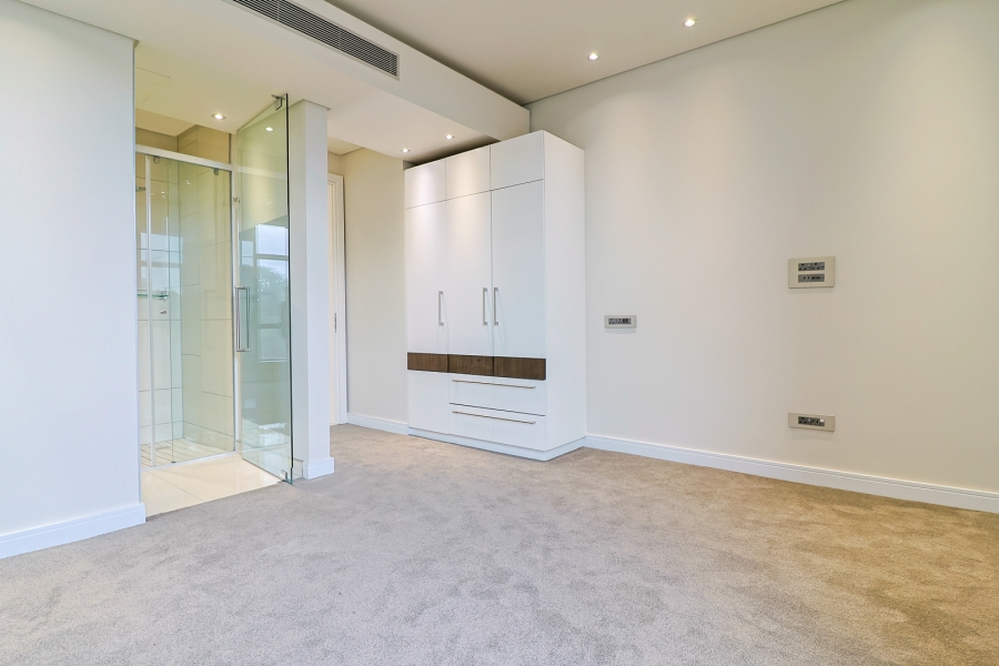 3 Bedroom Property for Sale in Sandhurst Gauteng