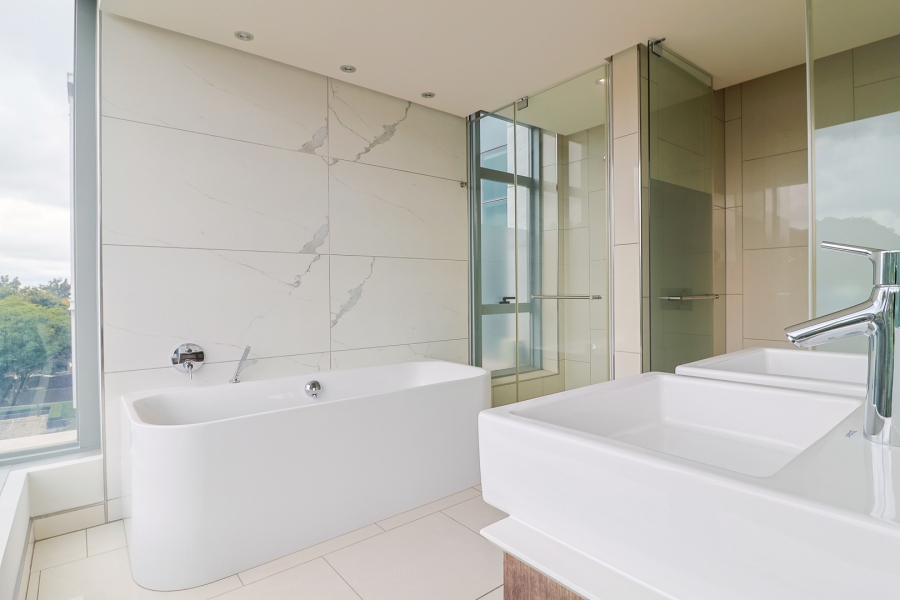 3 Bedroom Property for Sale in Sandhurst Gauteng