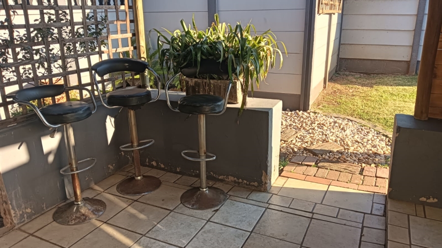 3 Bedroom Property for Sale in Casseldale Gauteng
