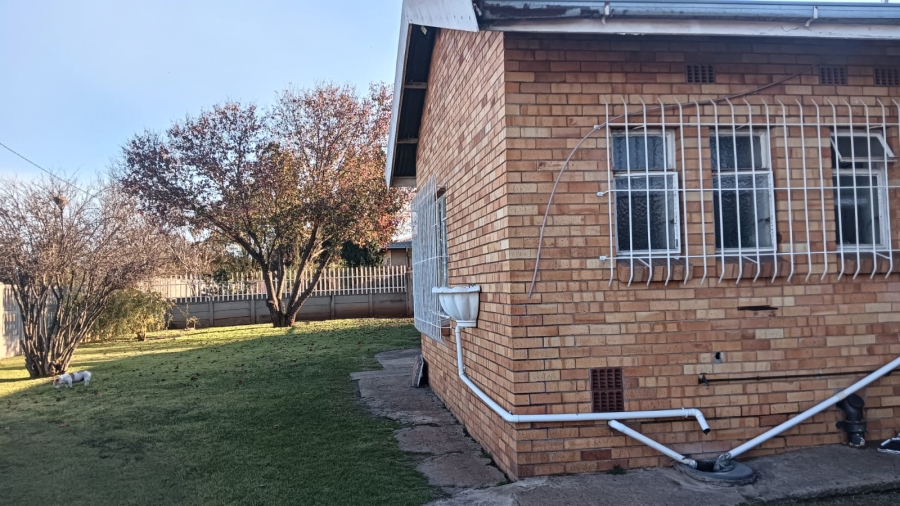 3 Bedroom Property for Sale in Casseldale Gauteng