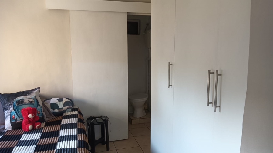 3 Bedroom Property for Sale in Casseldale Gauteng