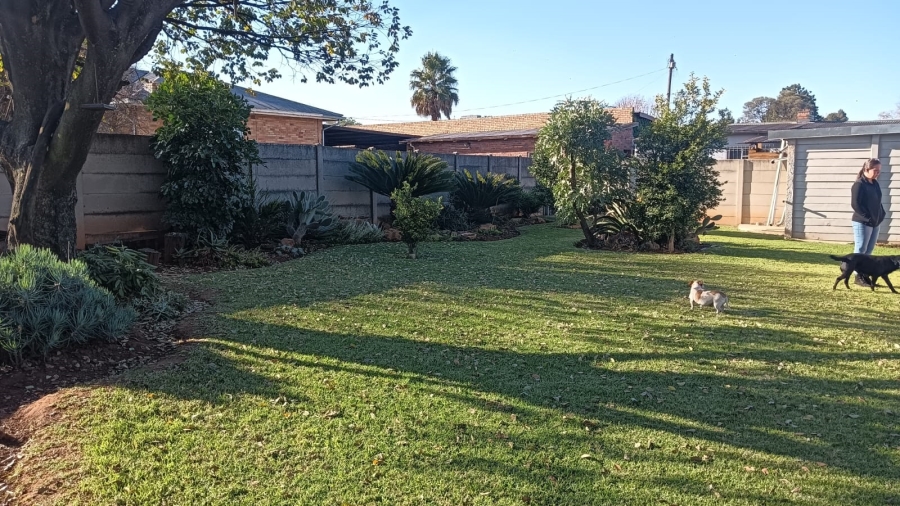 3 Bedroom Property for Sale in Casseldale Gauteng